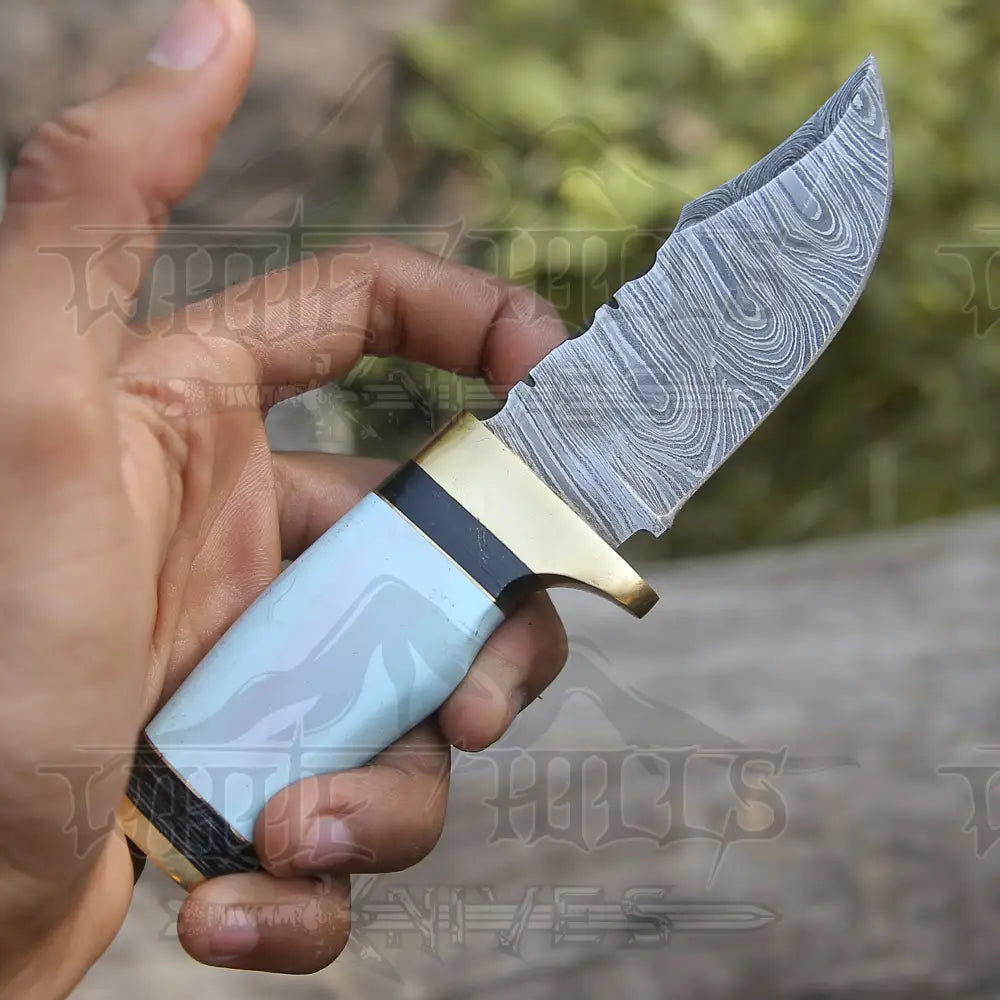 Custom Handmade Damascus Steel Skinner Hunting Knife Bone & Brass Guard Handle WH 3547