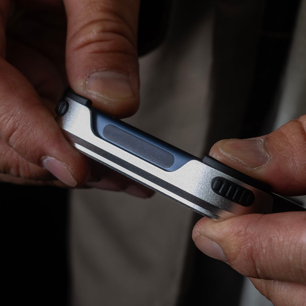 DANGO COVERT CASE FOR IPHONE 17 PRO