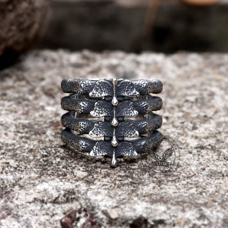 Detailed Vertebrae Stainless Steel Ring