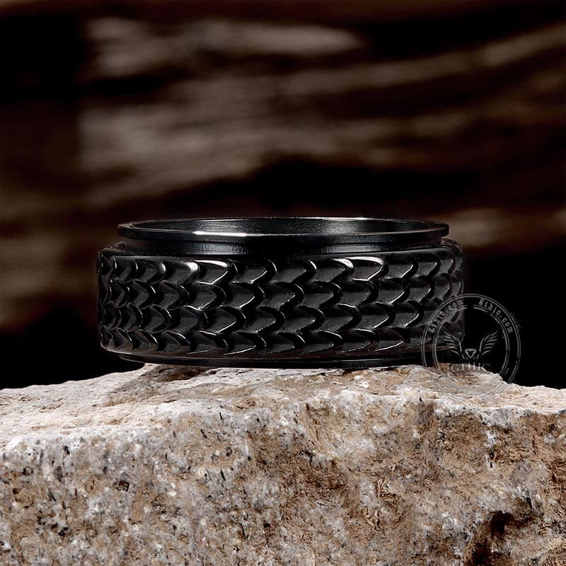 Dragon Scale Stainless Steel Spinner Ring