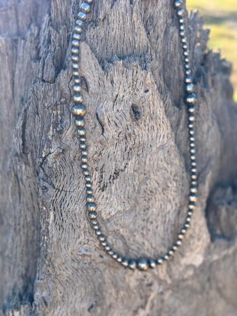 Graduated Pearl Beaded Choker