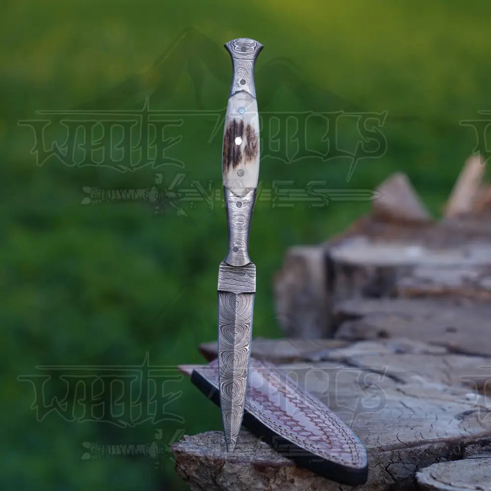 HANDMADE DAMASCUS DAGGER KNIFE - 8.5" FULL TANG  Damascus Steel KNIFE - Stag Antler Handle