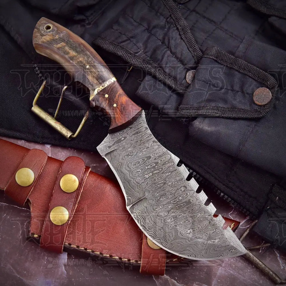 Handmade Damascus Steel Hunting Tracker Knife With Ram Horn & Cocobolo Wood Handle WH 4432