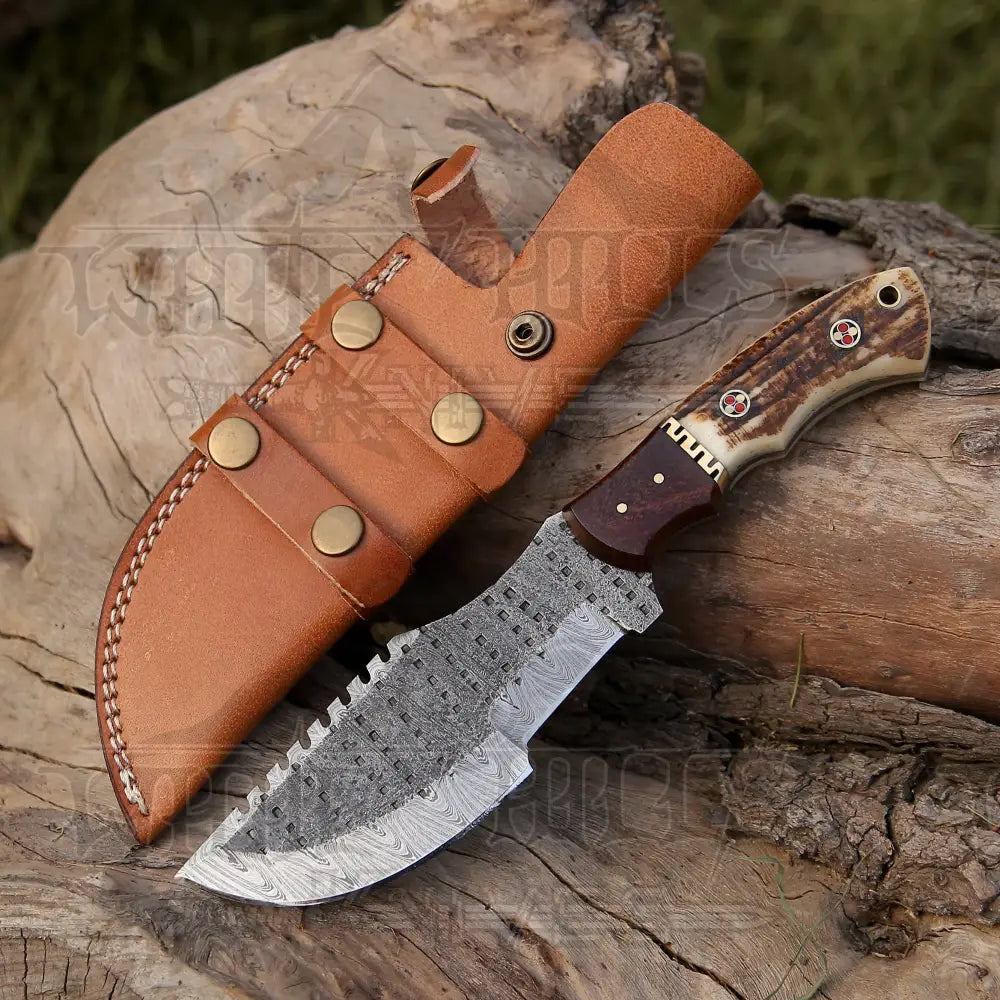 HANDMADE FORGED DAMASCUS BUSHCRAFT TRACKER KNIFE FULL TANG - Stag Antler & Wood Handle