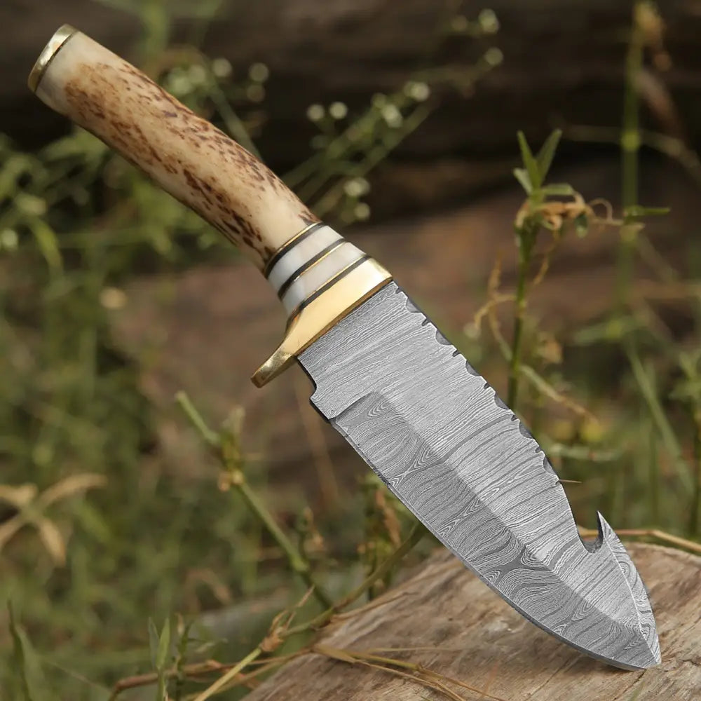 Handmade Forged Damascus Steel Gut Hook Hunting Knife EDC With Orginal Stag antler Handle WH 4340