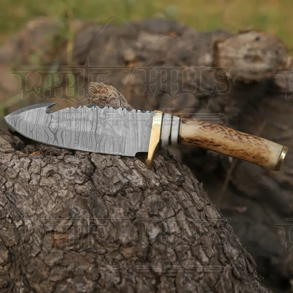 Handmade Forged Damascus Steel Gut Hook Hunting Knife EDC With Orginal Stag antler Handle WH 4340