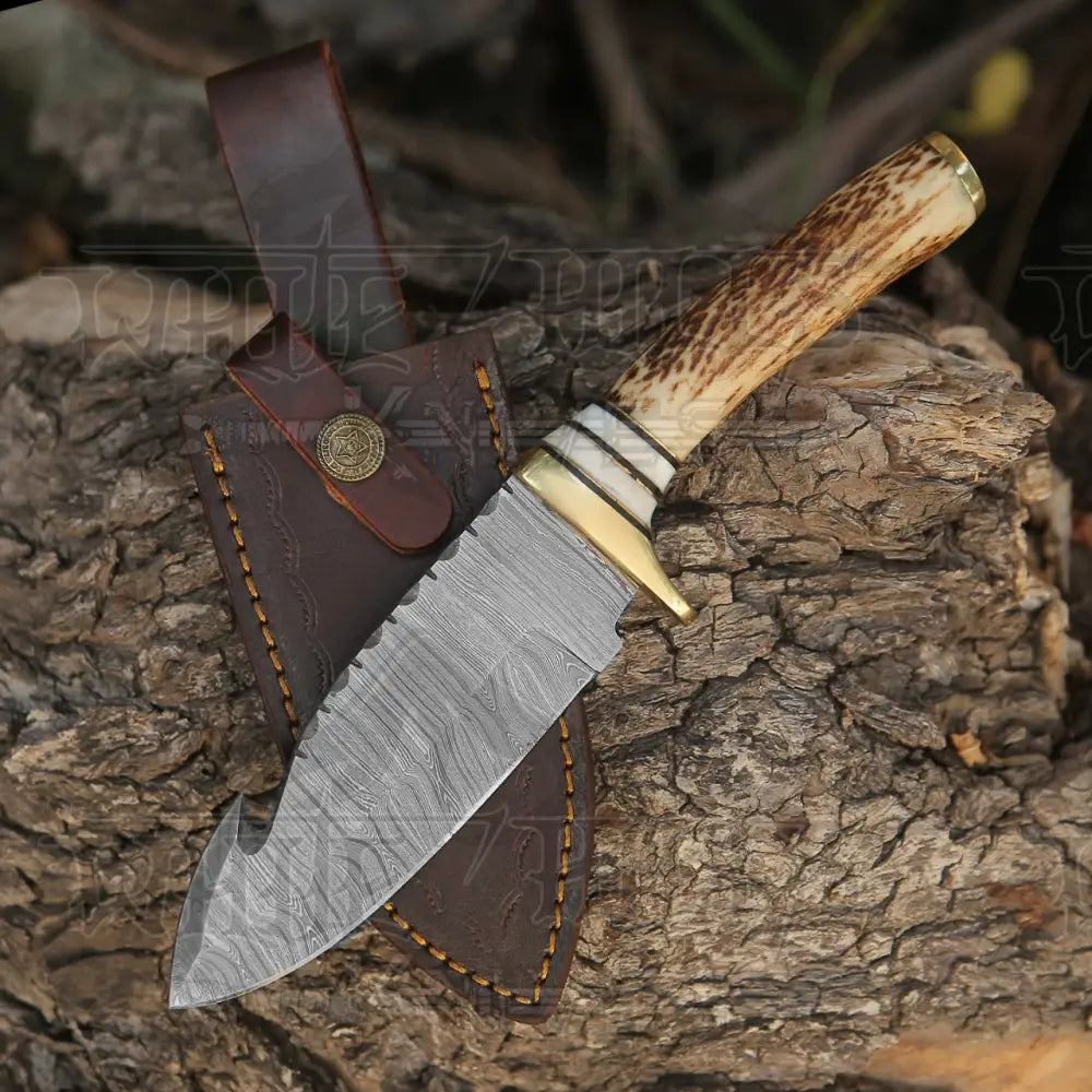 Handmade Forged Damascus Steel Gut Hook Hunting Knife EDC With Orginal Stag antler Handle WH 4340