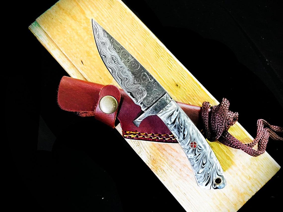 Custom Handmade Raindrop Damascus Steel Hunting Knife