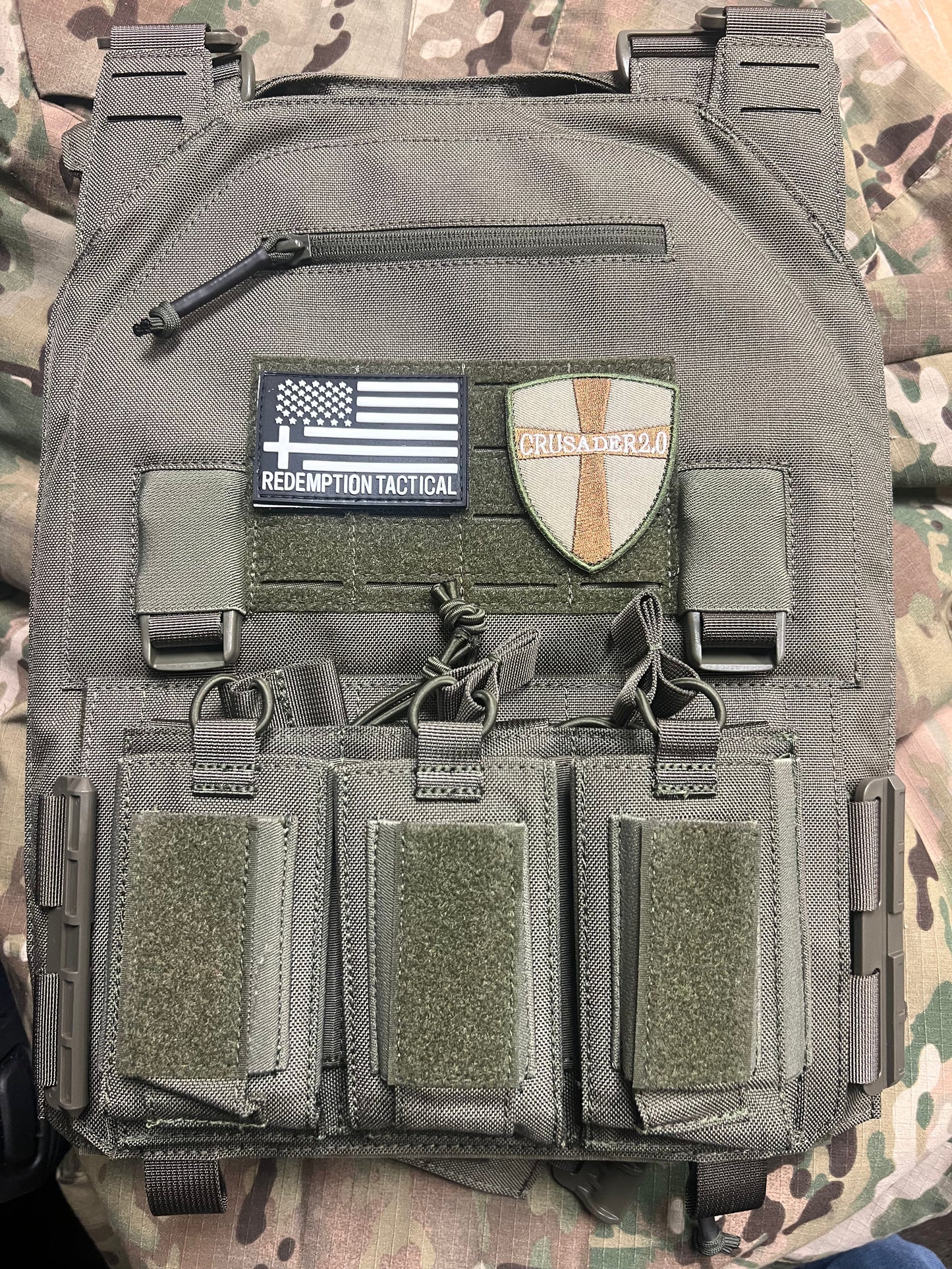 Redemption Tactical® "CRUSADER 2.0 XL” V4 Plate Carrier Vest with Side Cummerbund