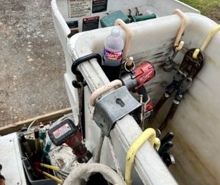 Hung and Hydrated Bucket Cup