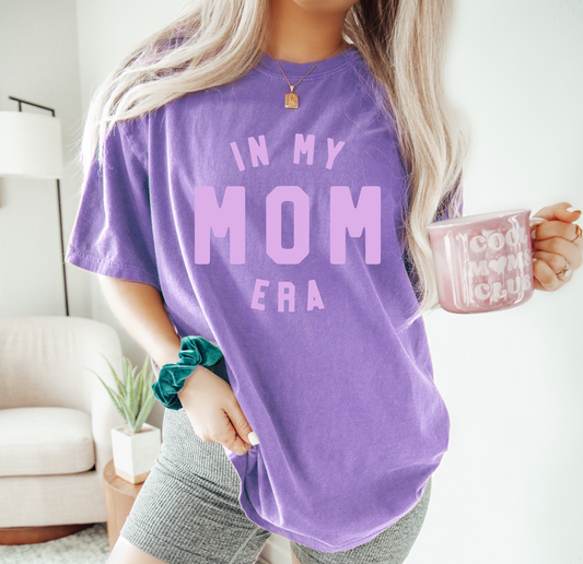 In My Mom Era T-shirt - Violet