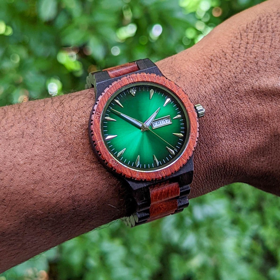 Justo | Black Red