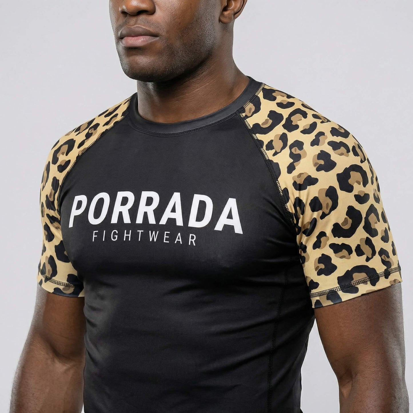 LEOPARD SHORT SLEEVE RASH GUARD
