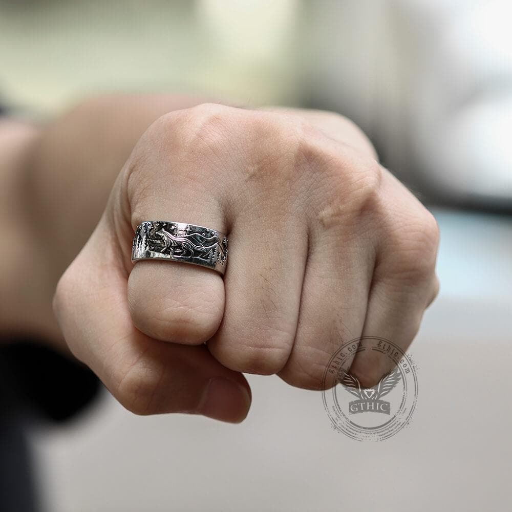 Loyal Wolf Pattern Alloy Embossed Ring