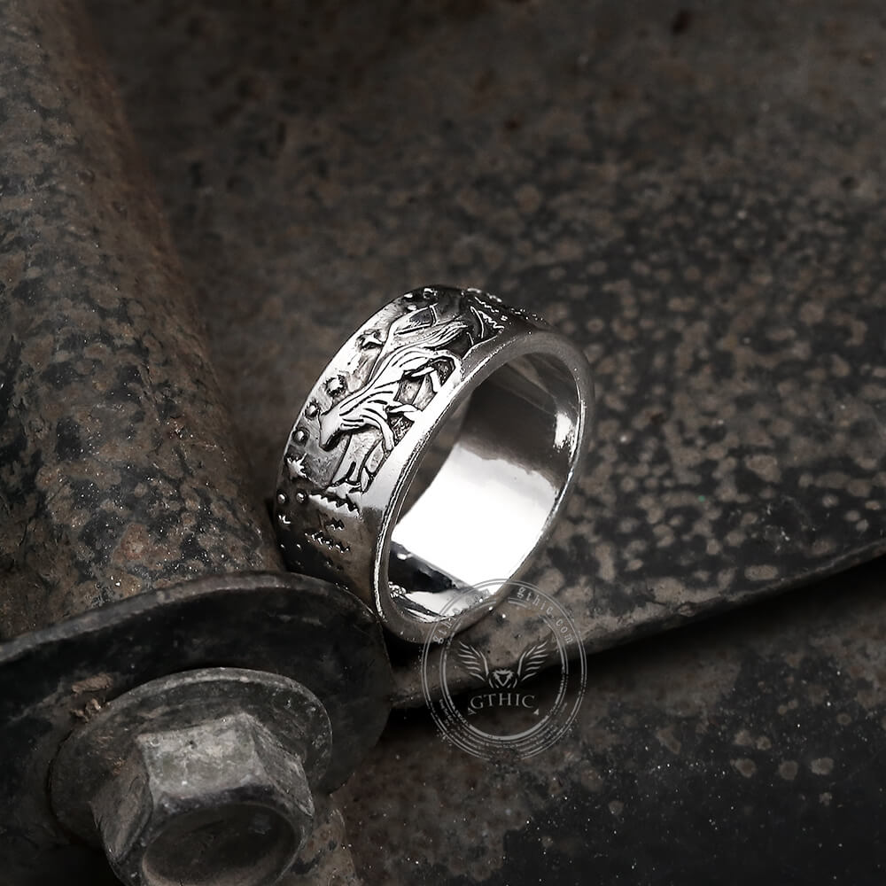Loyal Wolf Pattern Alloy Embossed Ring