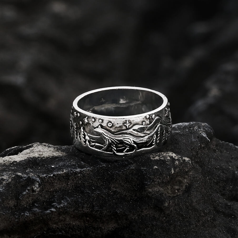 Loyal Wolf Pattern Alloy Embossed Ring