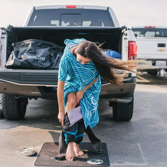 Malo'o Mehana Changing Poncho – Quick-Dry Surf Poncho & Hooded Towel for Beach & Water Adventures