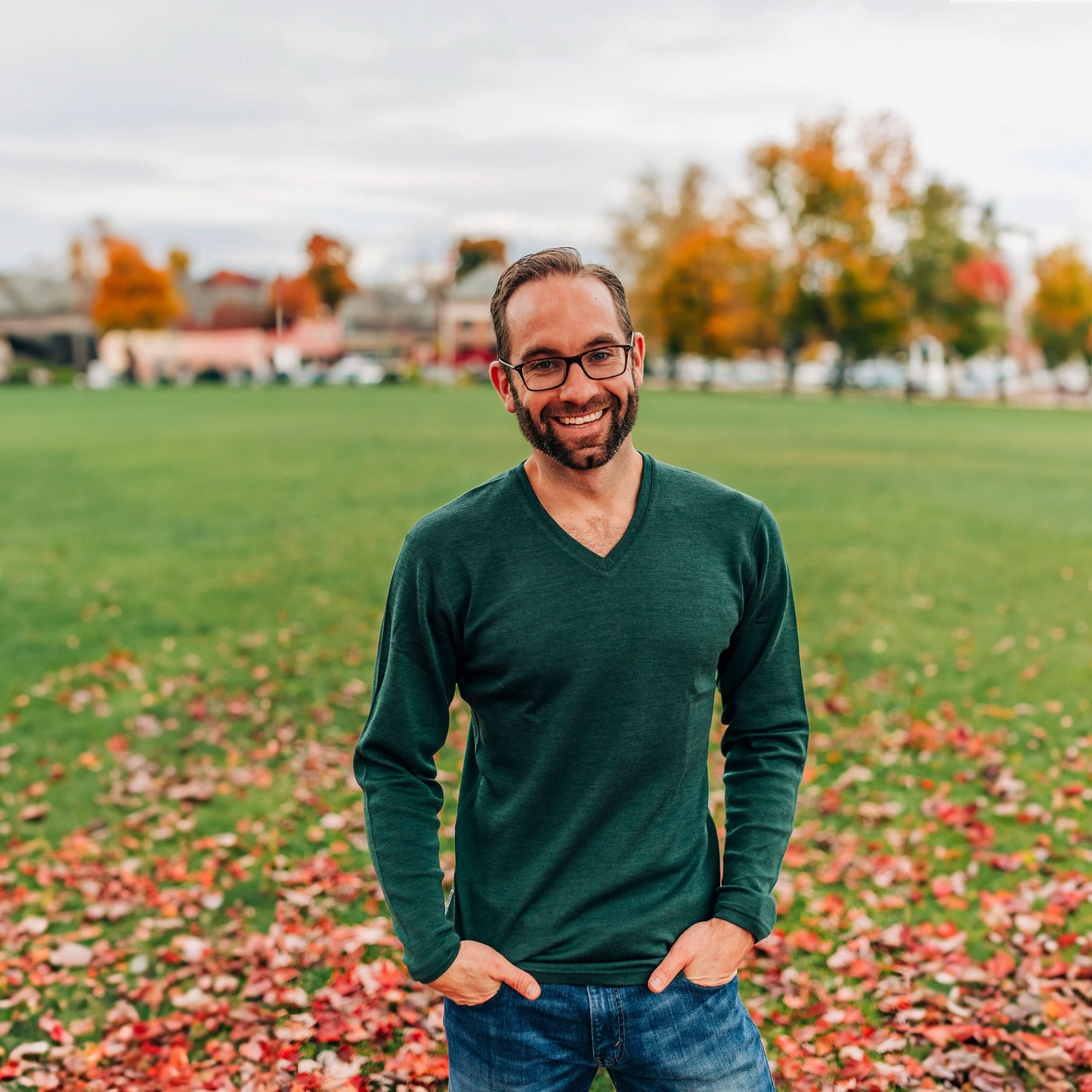 Men's 100% Merino Wool V-Neck Sweater - Midweight