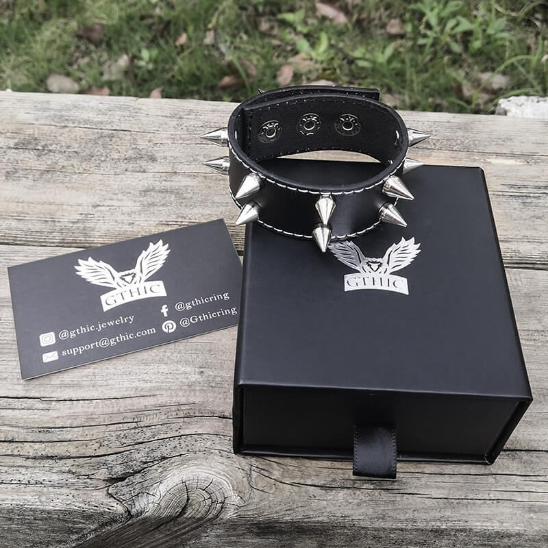 Minimalist Rivets Leather Punk Bracelet