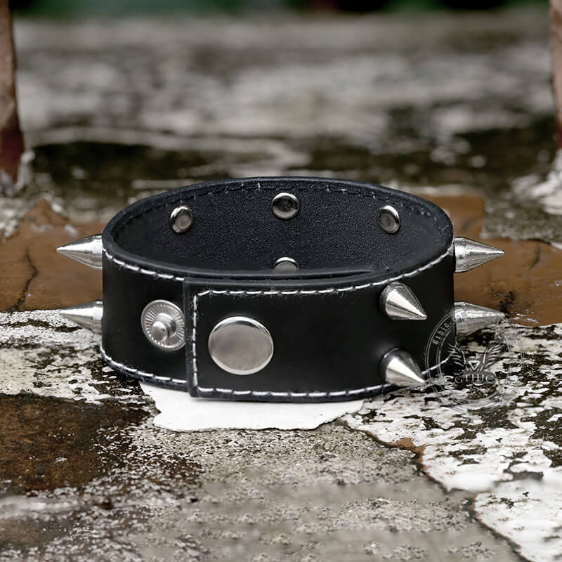 Minimalist Rivets Leather Punk Bracelet