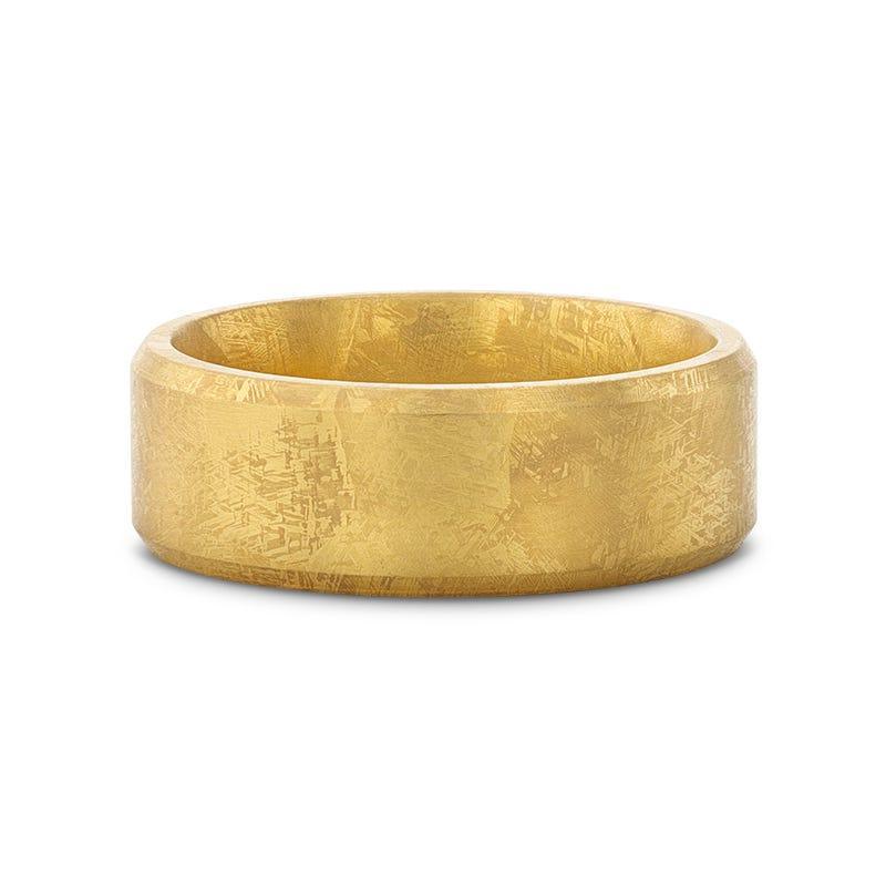 MUSE Flat Gold-Plated Titanium Ring with Beveled Edges and Meteorite Pattern, 8mm