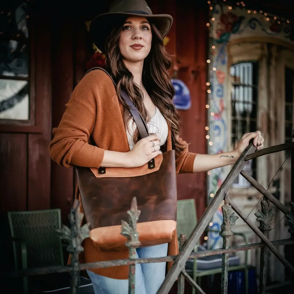 The Naomi Leather Tote Bag - Walnut