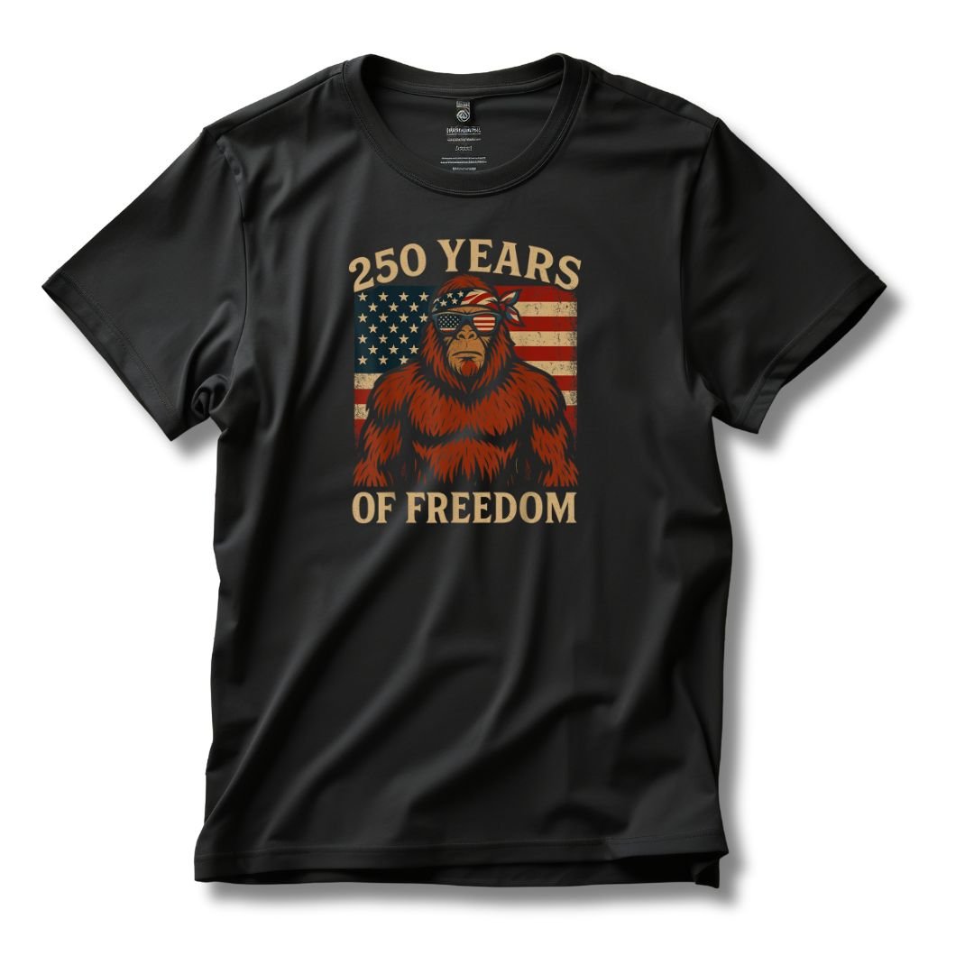 Patriotic Squatchin’ for Freedom – 250 Years Strong T-Shirt