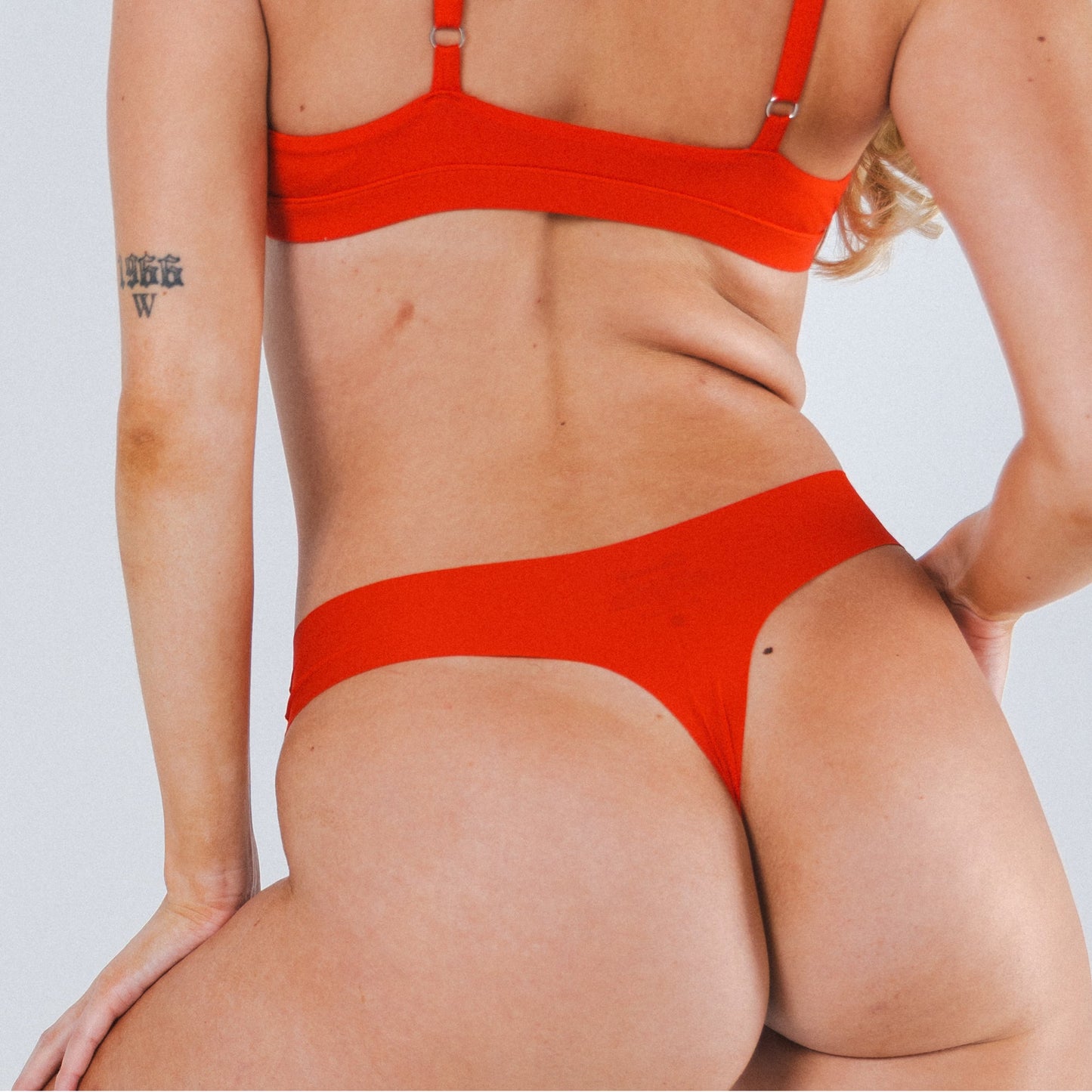 The Maraschino | Flame Scarlet Red Seamless Thong