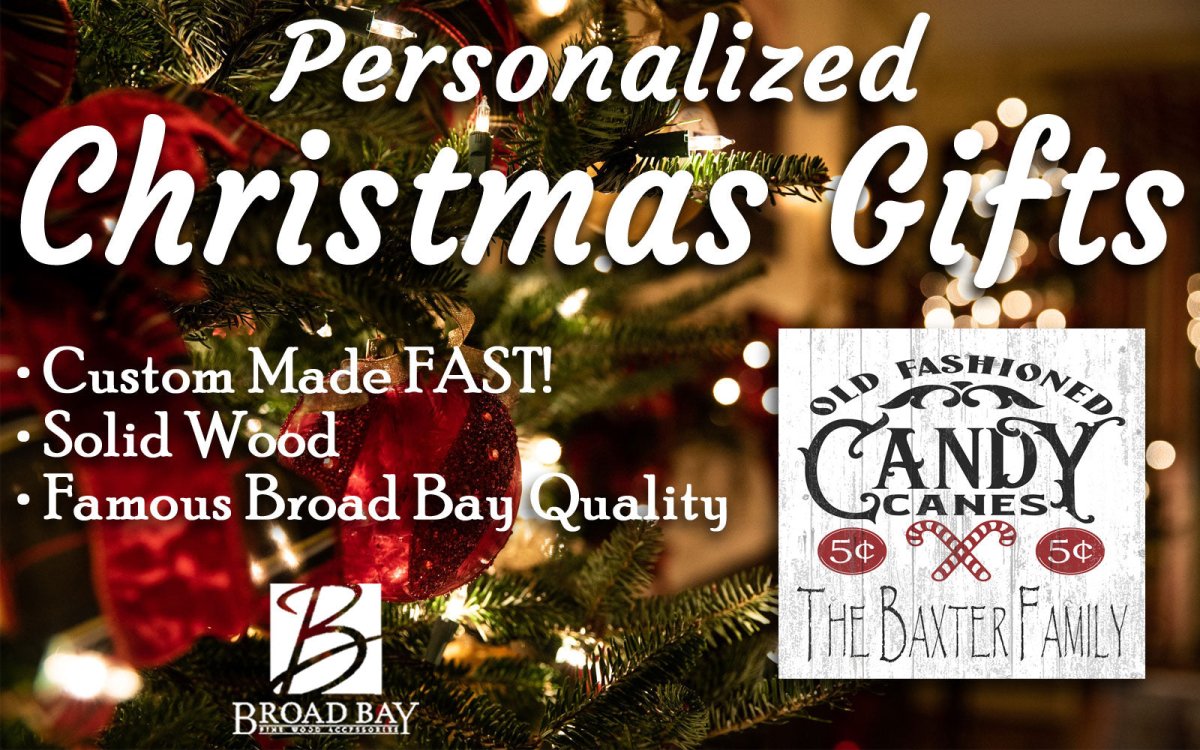 Personalized Old Fashioned Candy Canes Christmas Sign with Family Name