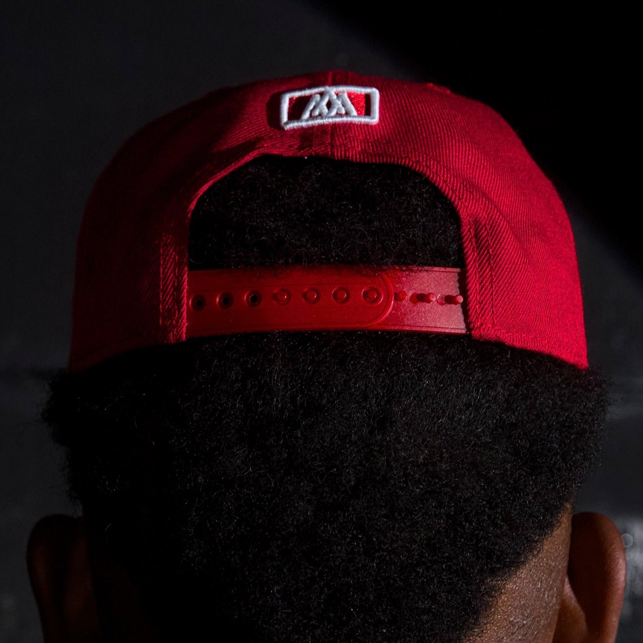 ‘7’ Premium Wool Blend SnapBack - Red/White