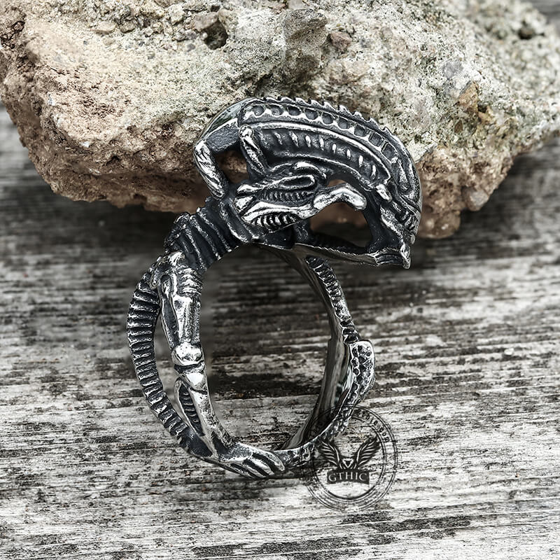 Punk Alien Stainless Steel Predator Ring
