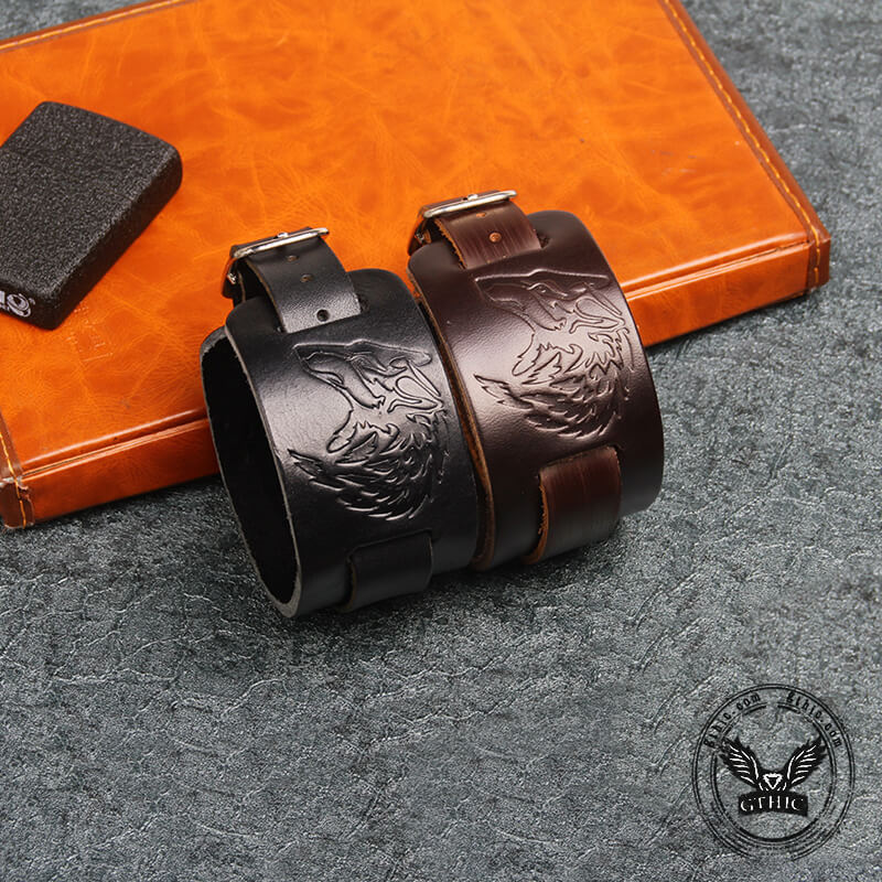 Punk Wolf Head Embossed Leather Bracelet