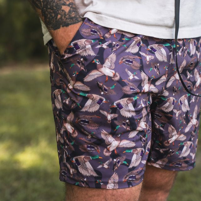 Men's Performance Athletic Shorts | 5.5"- Duck Wild