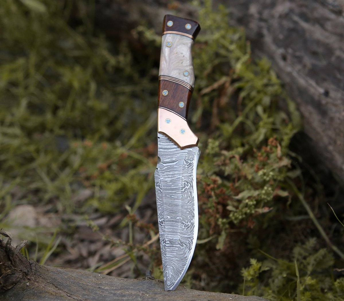 Reaper Damascus Hunting Knife with Mother of Pearl, Exotic Rose Wood and Copper Handle