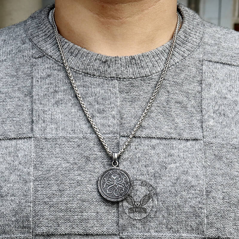 Retro Cthulhu Octopus Stainless Steel Marine Pendant