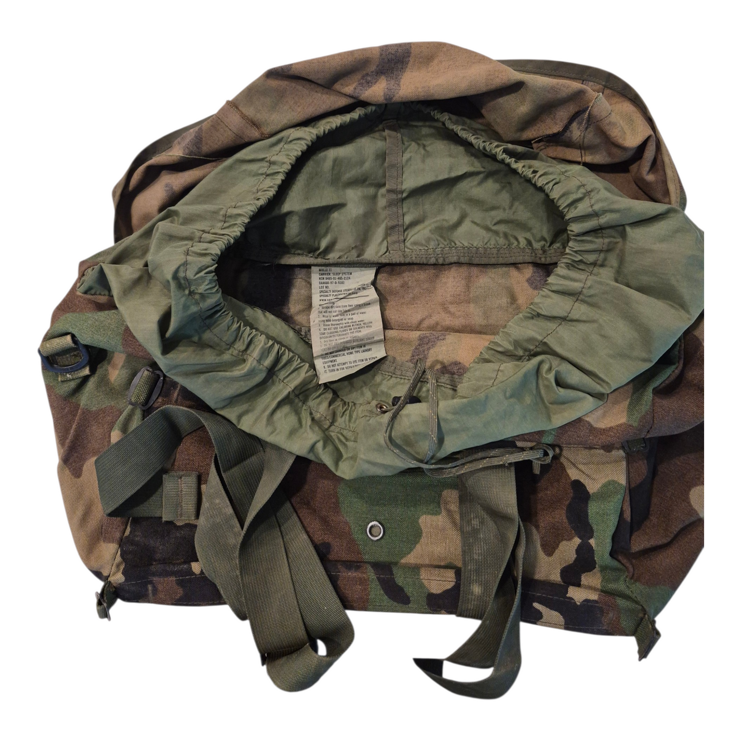 Woodland sleeping bag carriers issued condition