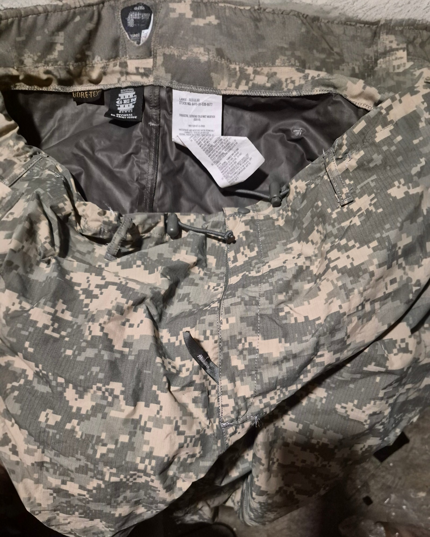 Genuine USGI ECWCS Gen III Level 6 ACU Gore-Tex Pants 8415-01-538-6677