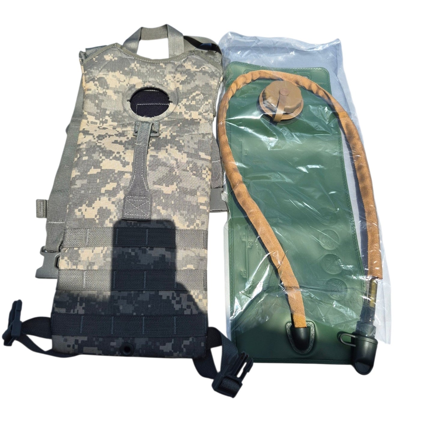 MOLLE II Hydration System Carrier Used - ACU-No bladder