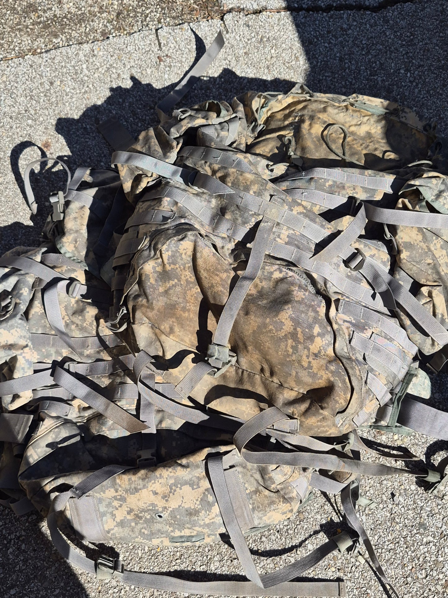 USGI MOLLE II ACU Large Rucksack Field Pack Set Complete