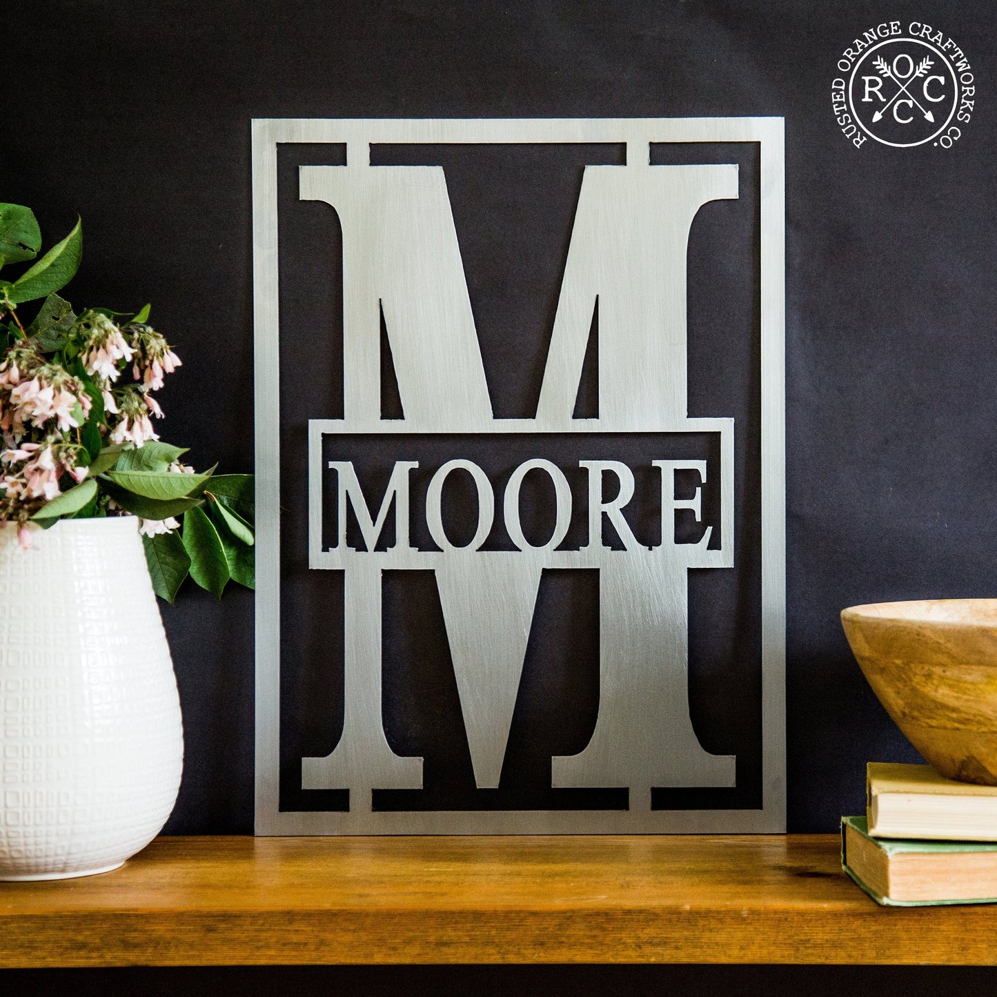 Block Border Monogram - Custom Metal Family Sign House Name Plates