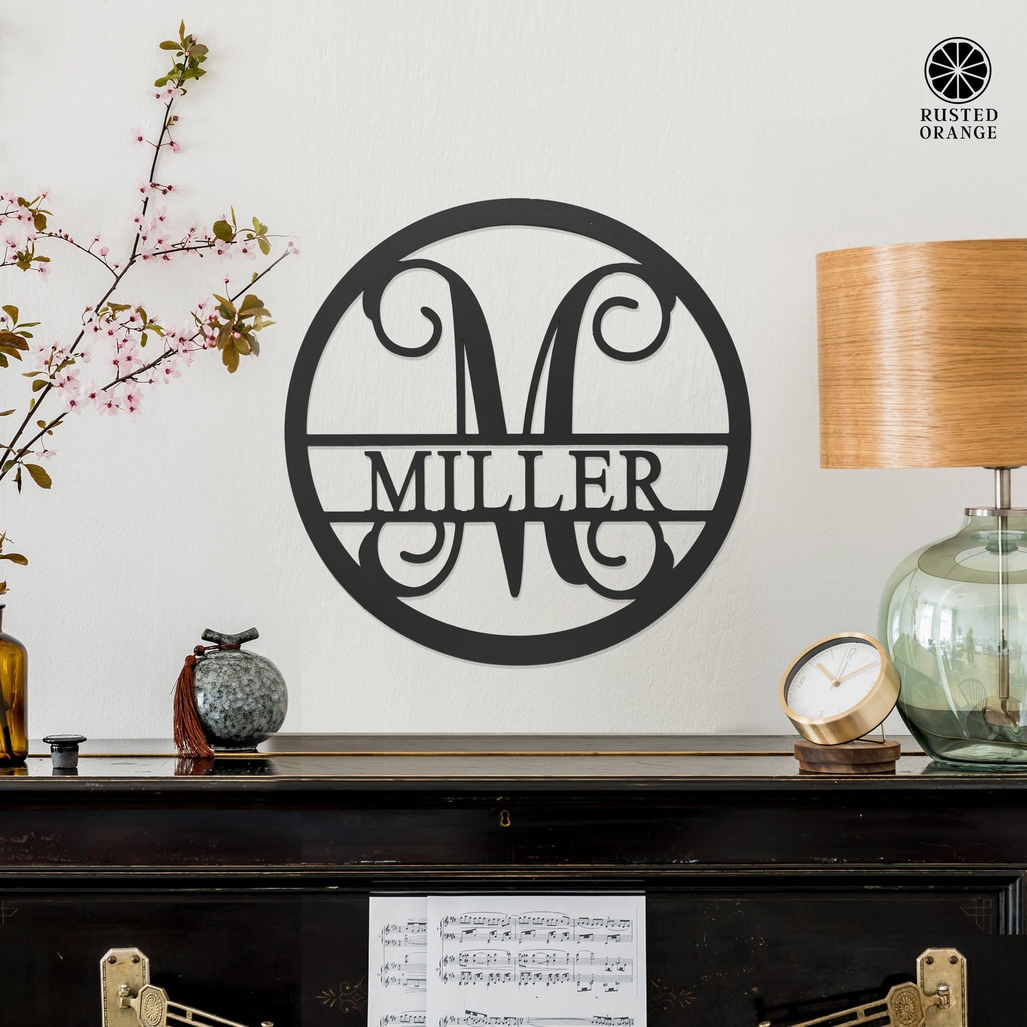 Thick Border Circle Monogram - Personalized Name Signs for Home Decor