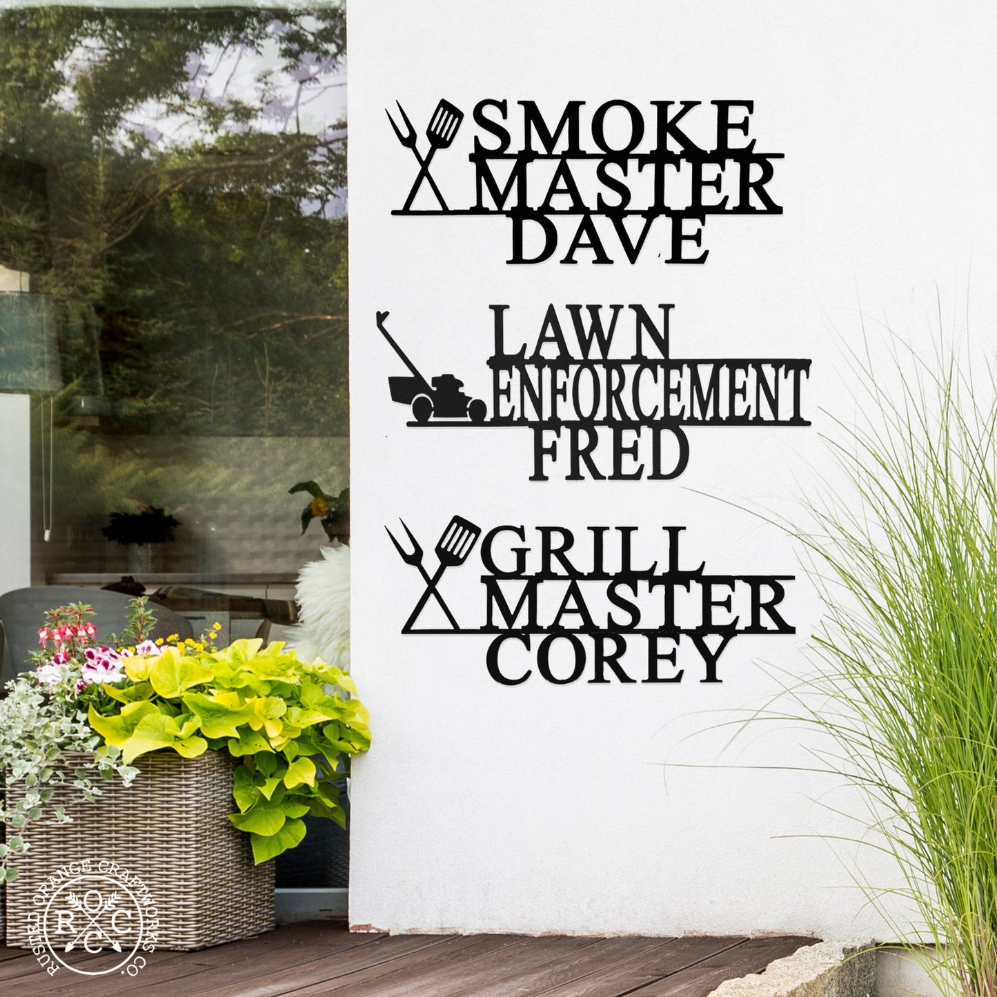 Master Yard Plaques - Decorative Outdoor Patio Signs for Porch or Yard Decor