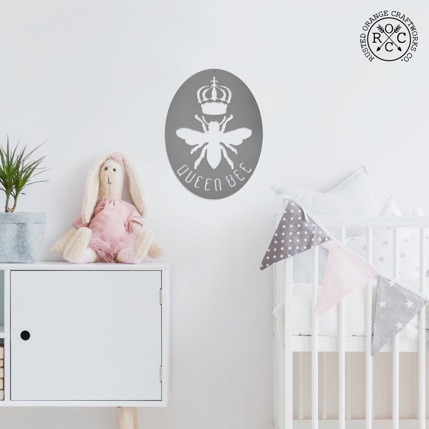 Queen Bee Sign - Unique Metal Bumble Bee Sign for Farmhouse Honey Hive