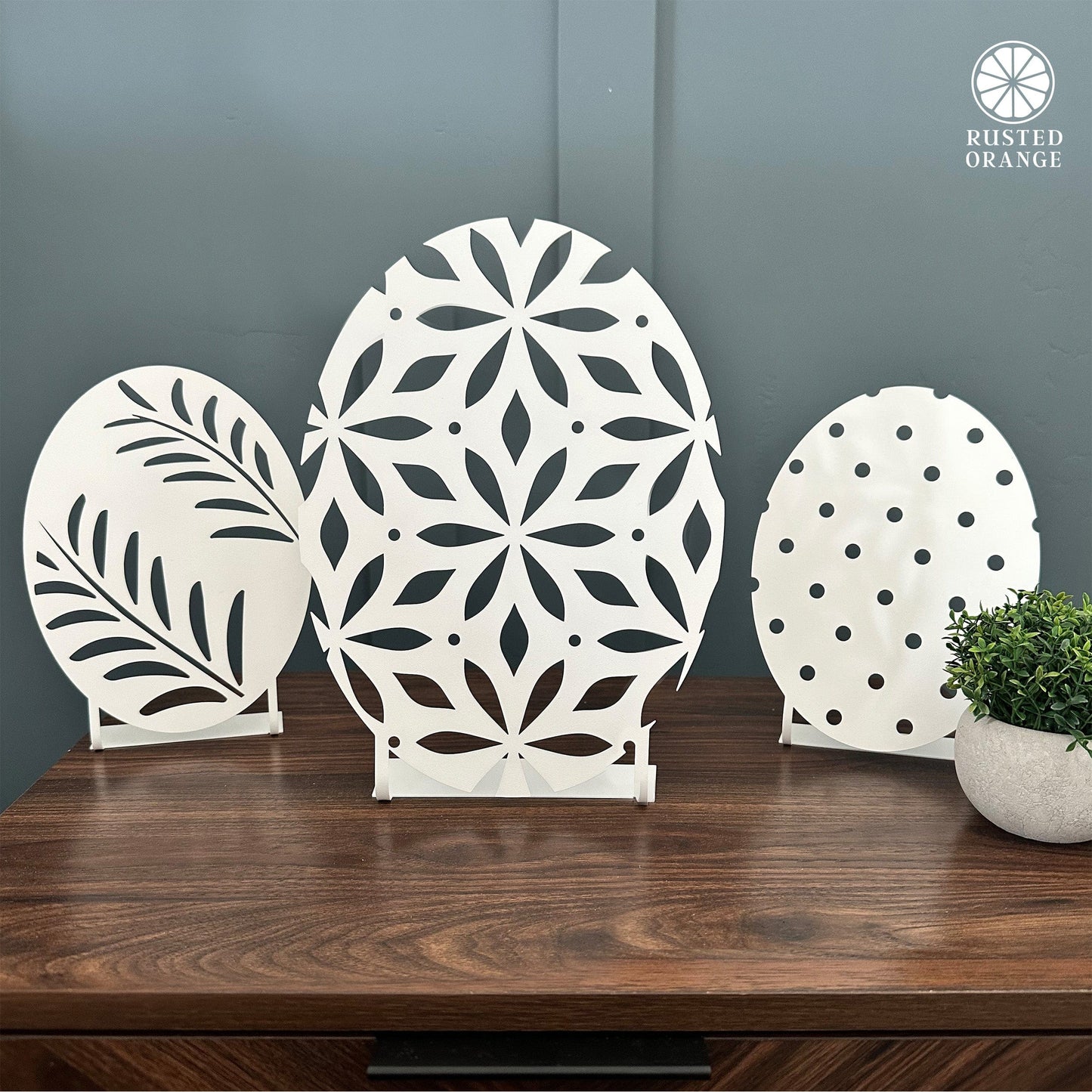Elegant Metal Easter Egg Decor – Tabletop Cutout 3 Designs