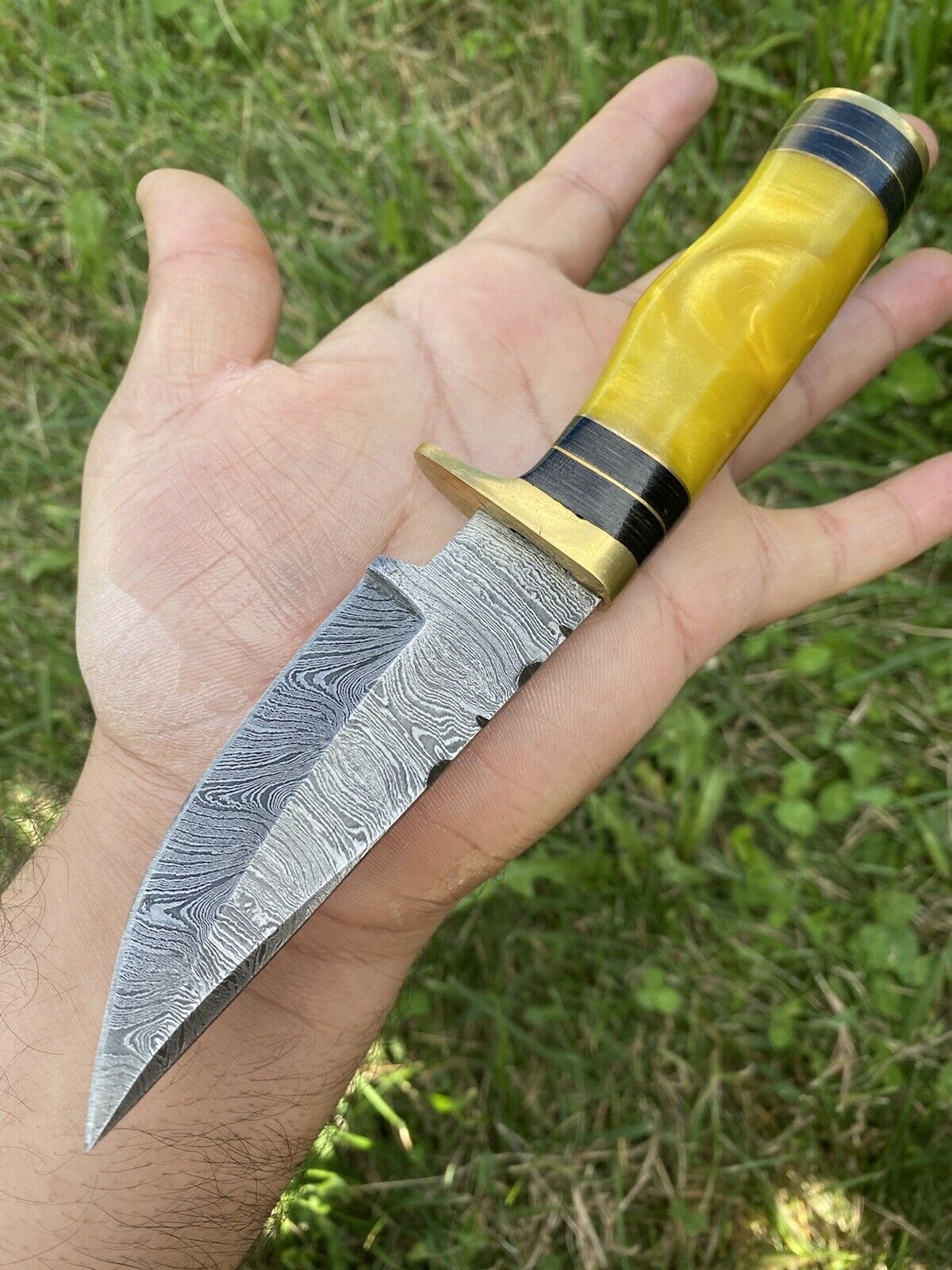 Custom Handmade Damascus Steel Hunting Knife