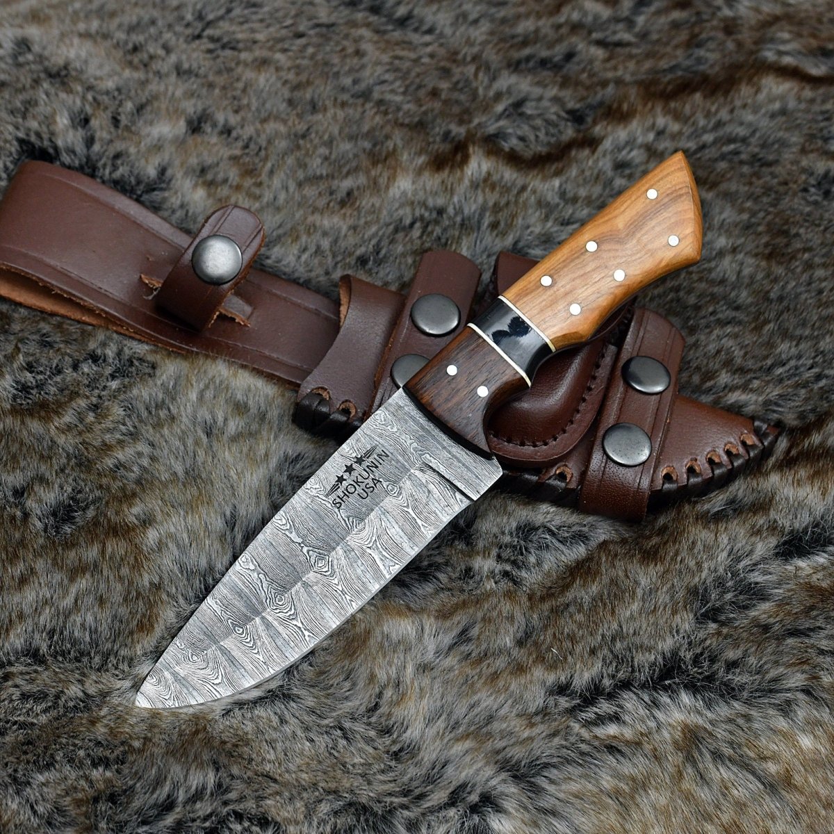 Sculptor Camp Knife with Exotic Olive Wood Handle