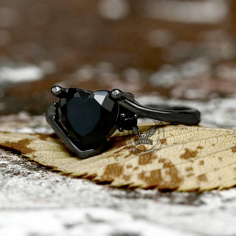 Heart-shaped Purple Zircon Brass Engagement Ring