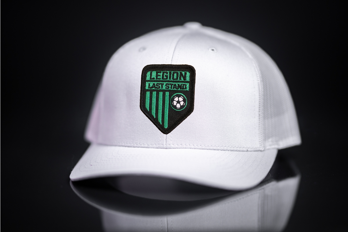 Last Stand Legion / Last Stand Legion Shield / Curved Bill Mesh Snapback / 129