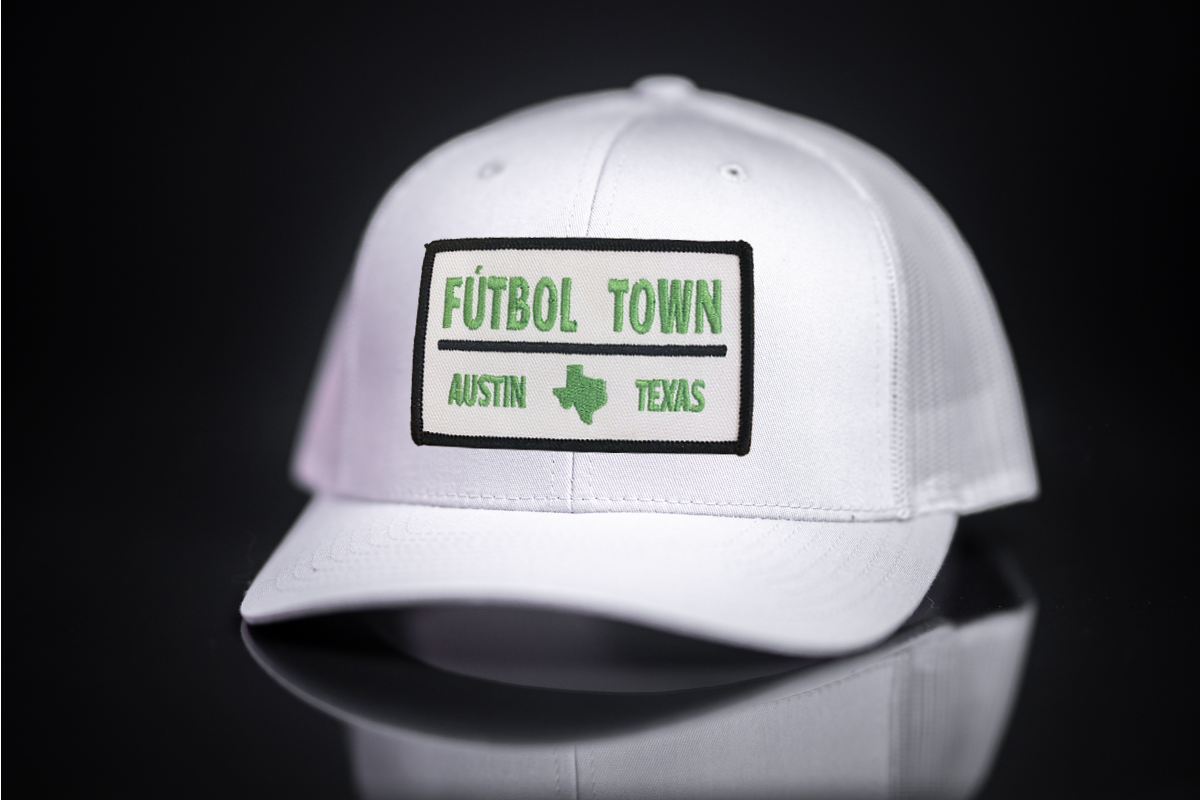 Last Stand Legion / Fútbol Town / Curved Bill Mesh Snapback / 137 / MM