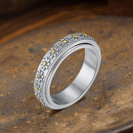 Simple Daisy Pattern Stainless Steel Spinner Ring
